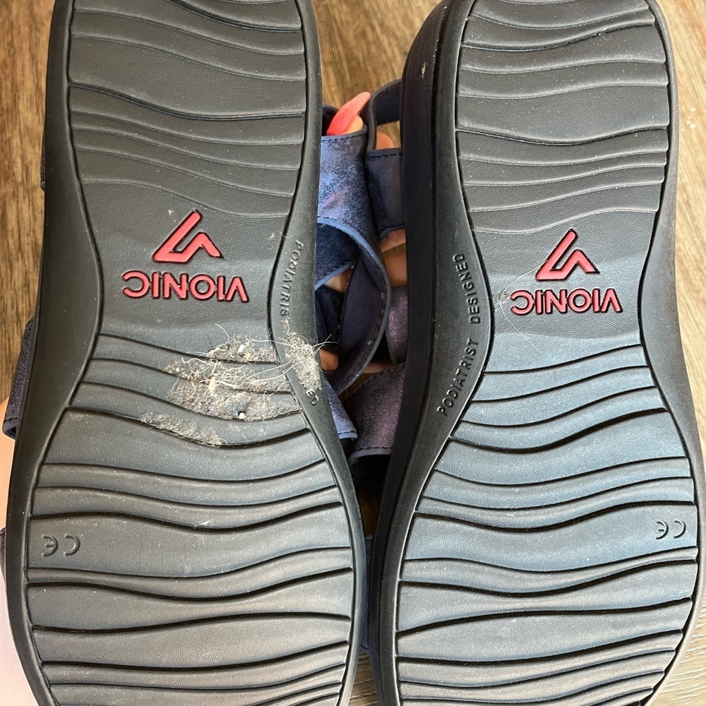 Blue Vionic sandals - Picture 4 of 5